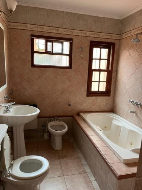 Petit Hotel El Alcanfor Funes Exterior photo